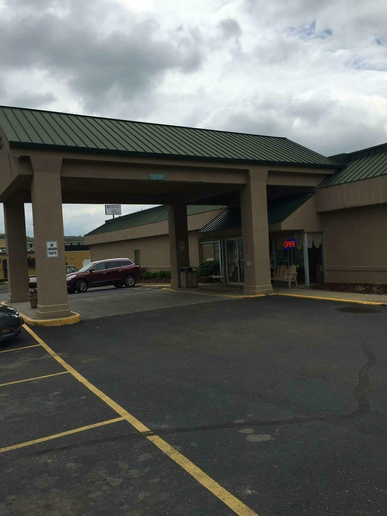 Red Roof Inn Cambridge, Oh Exterior photo